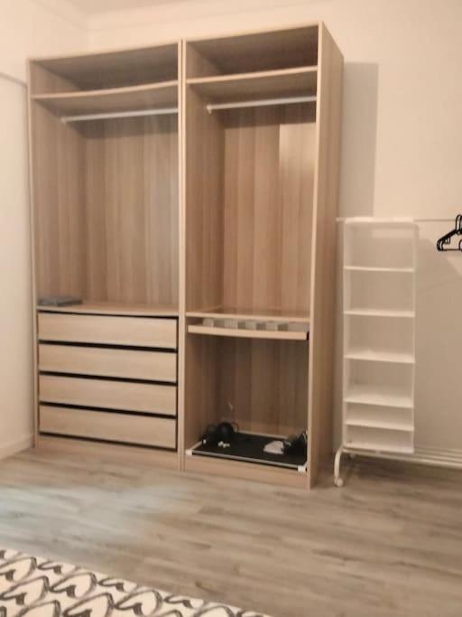 Lisbon, 3 Bedroom Apartment In Amora , 15 Min From The Beach المظهر الخارجي الصورة